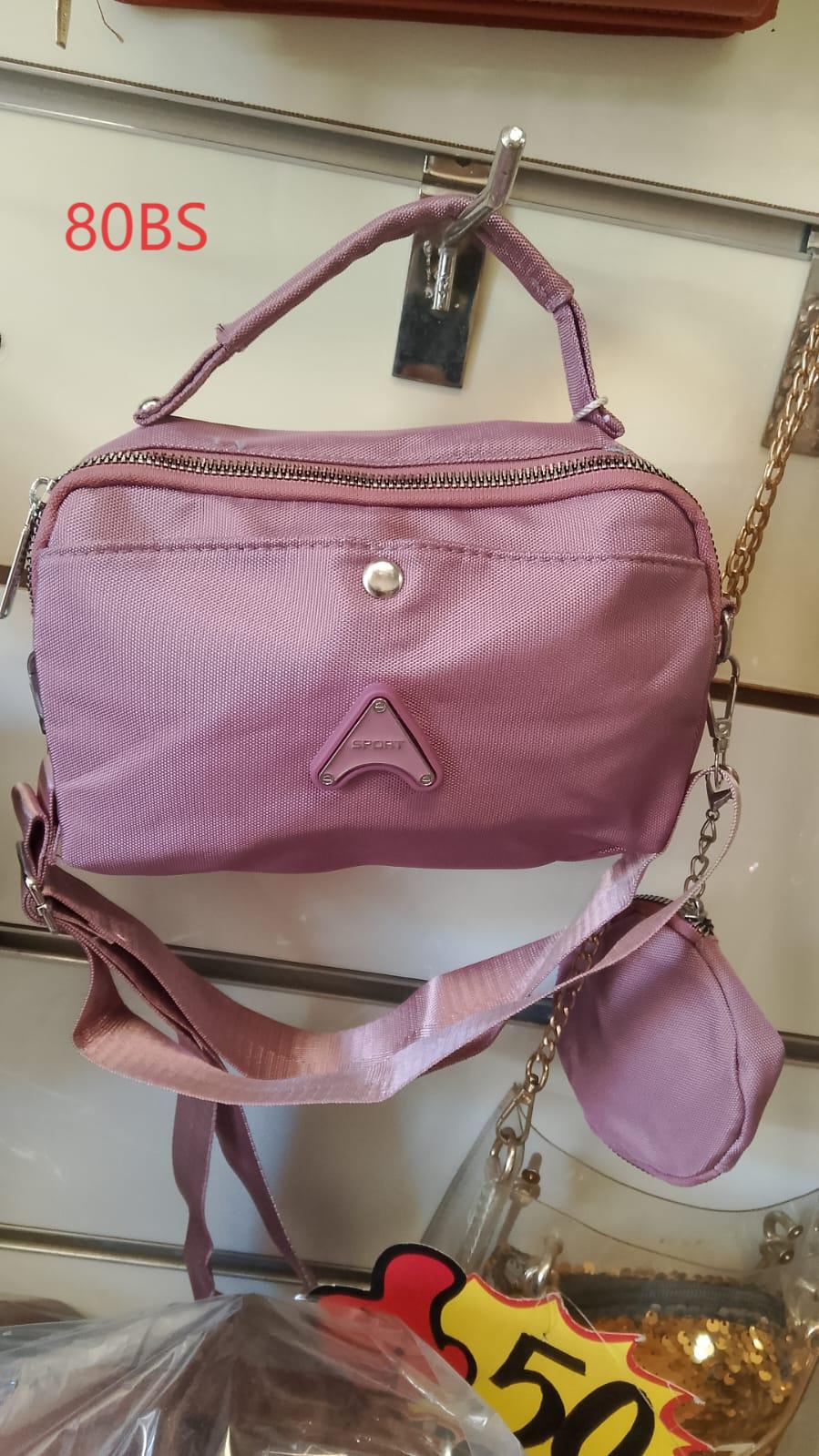 Mochila-rosa triangular